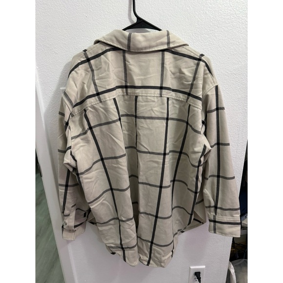 Button down flannel - Picture 3 of 3